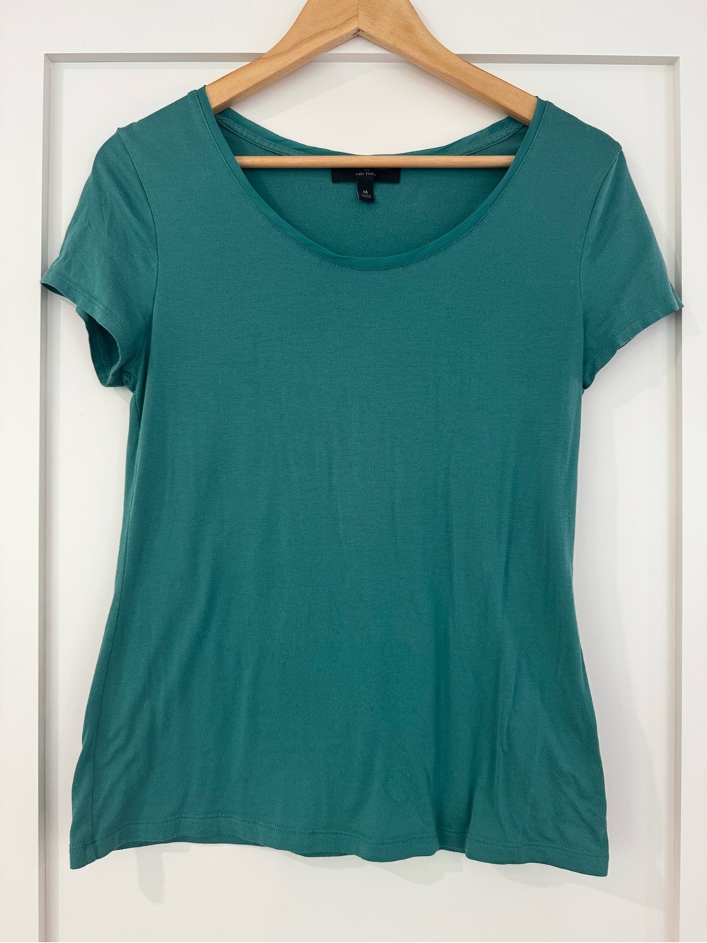 Banana Republic Luxe Touch Teal Tee Size Medium